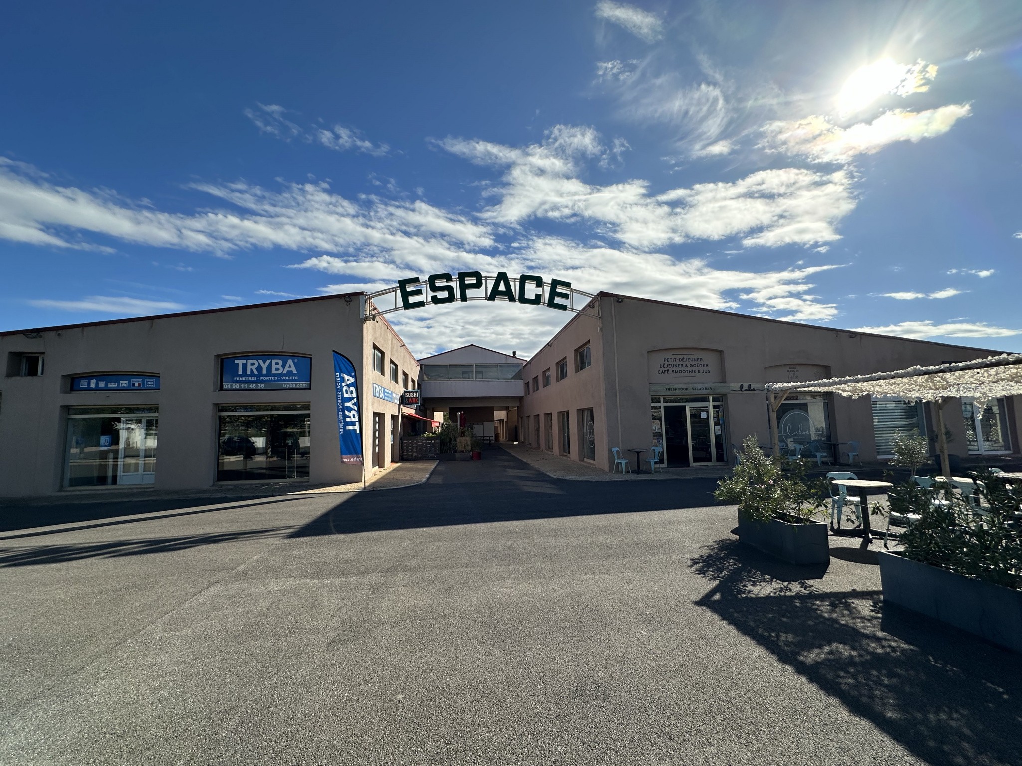 Vente Bureau / Commerce à Montauroux 0 pièce