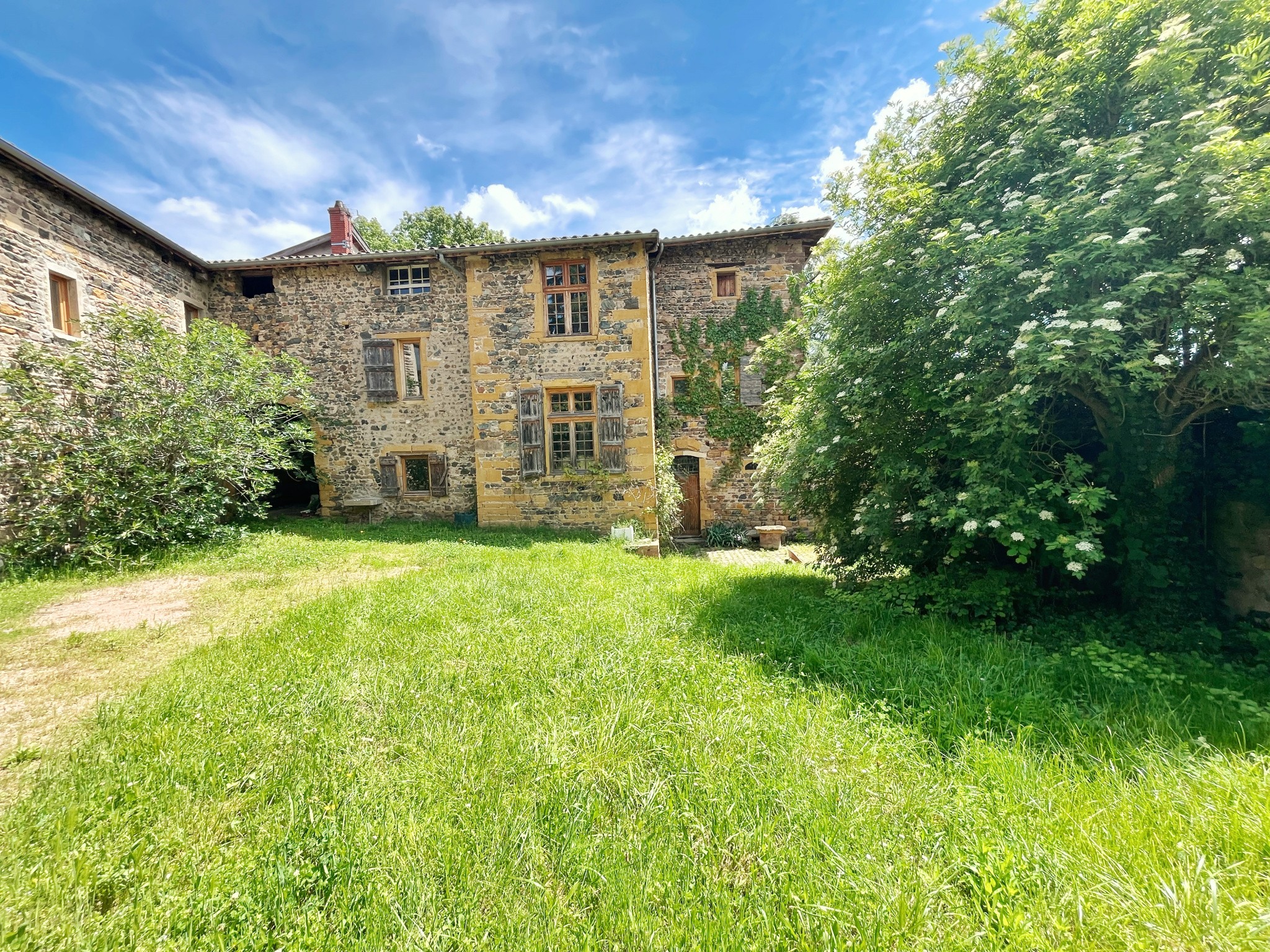 Vente Maison à Savigny 20 pièces