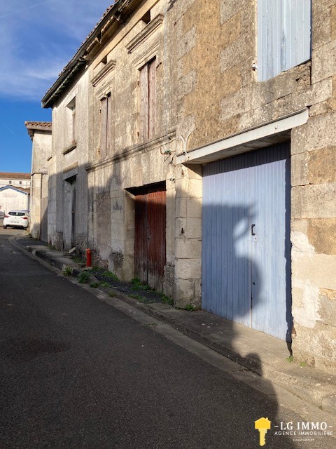 Vente Maison à Montlieu-la-Garde 3 pièces