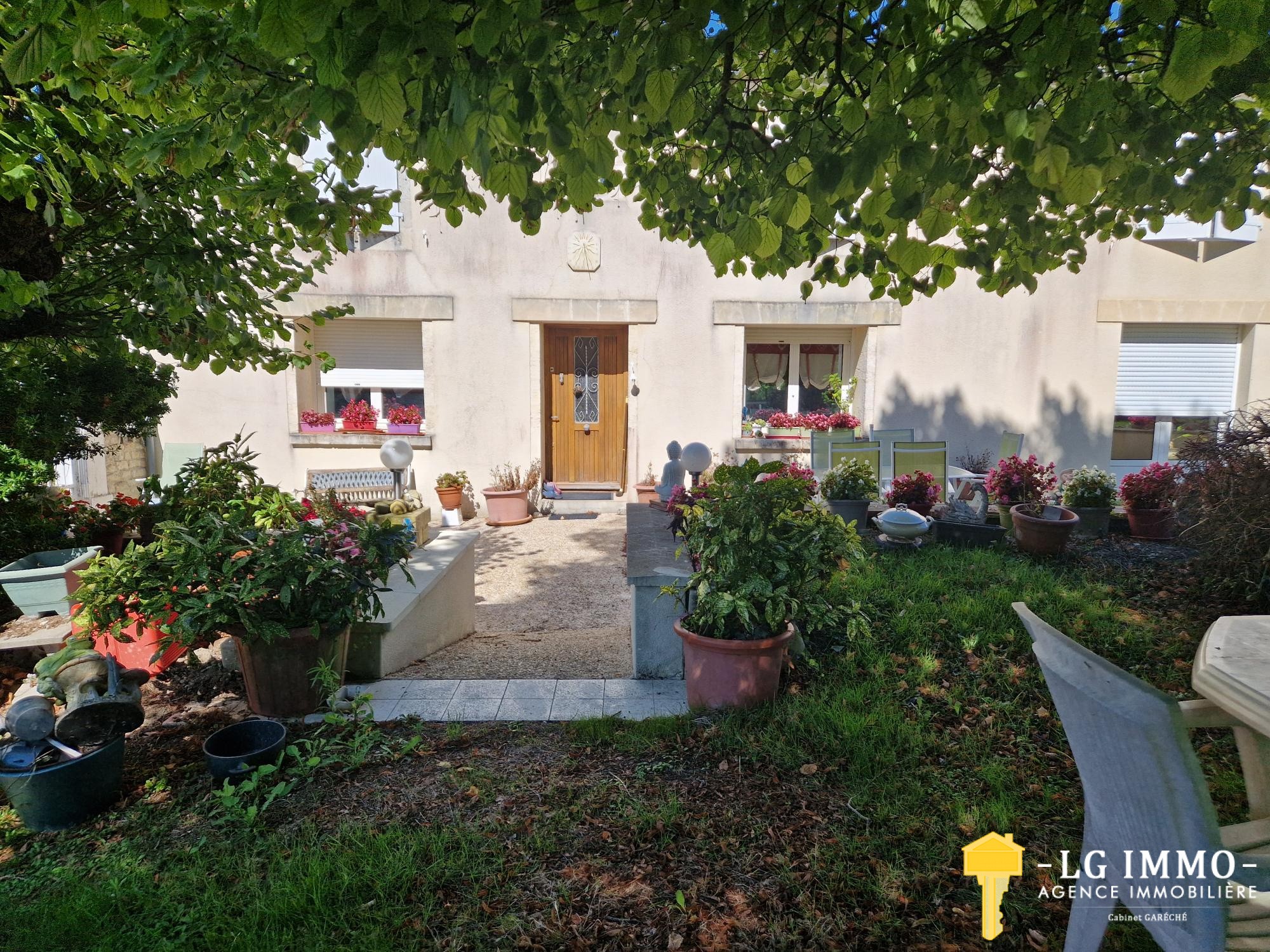 Vente Maison à Saint-Fort-sur-Gironde 10 pièces