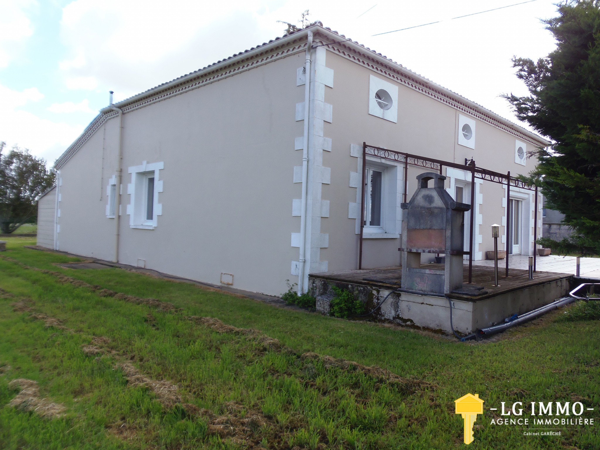 Vente Maison à Saint-Fort-sur-Gironde 6 pièces