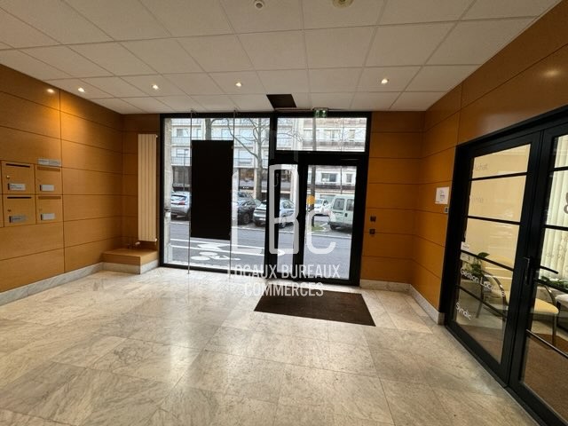 Location Bureau / Commerce à Nantes 0 pièce