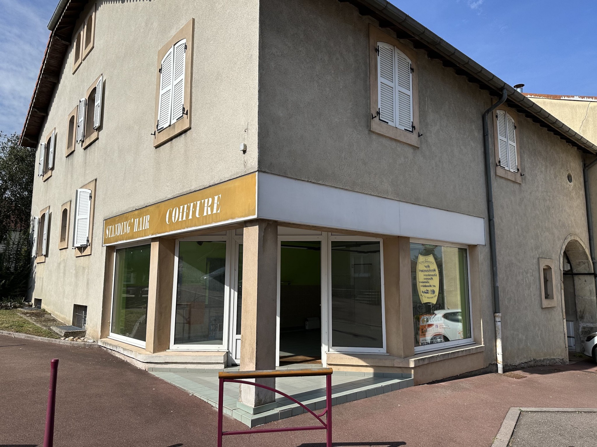 Location Bureau / Commerce à Bulgnéville 0 pièce