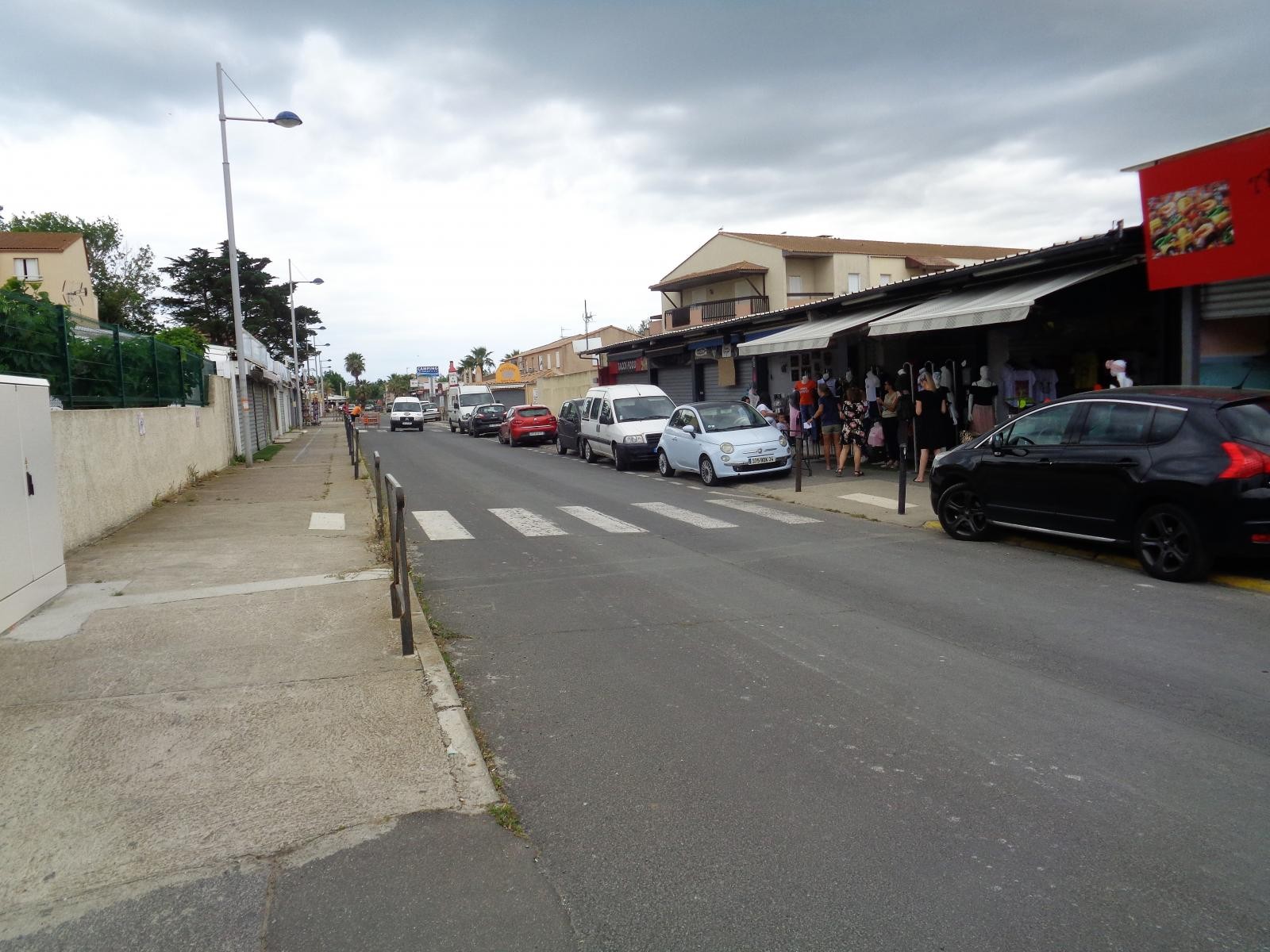 Location Bureau / Commerce à Marseillan 0 pièce