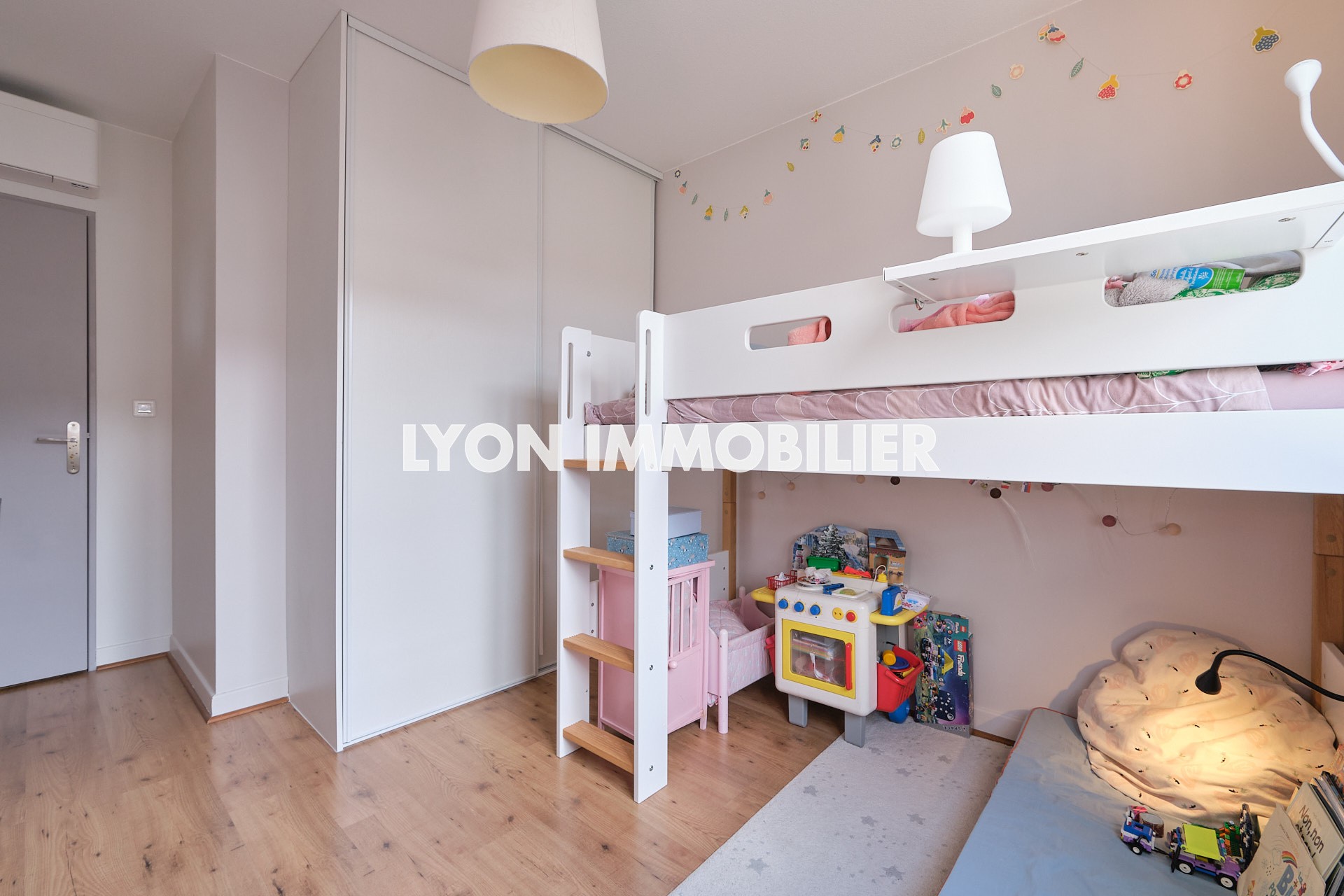 Vente Appartement à Lyon 8e arrondissement 5 pièces