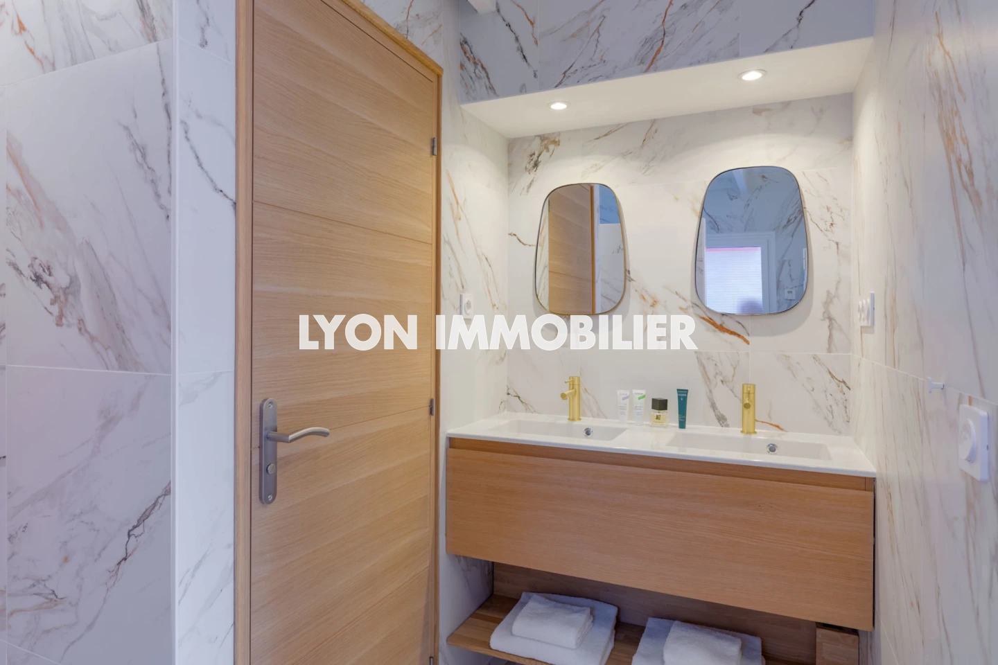 Vente Maison à Lyon 8e arrondissement 7 pièces