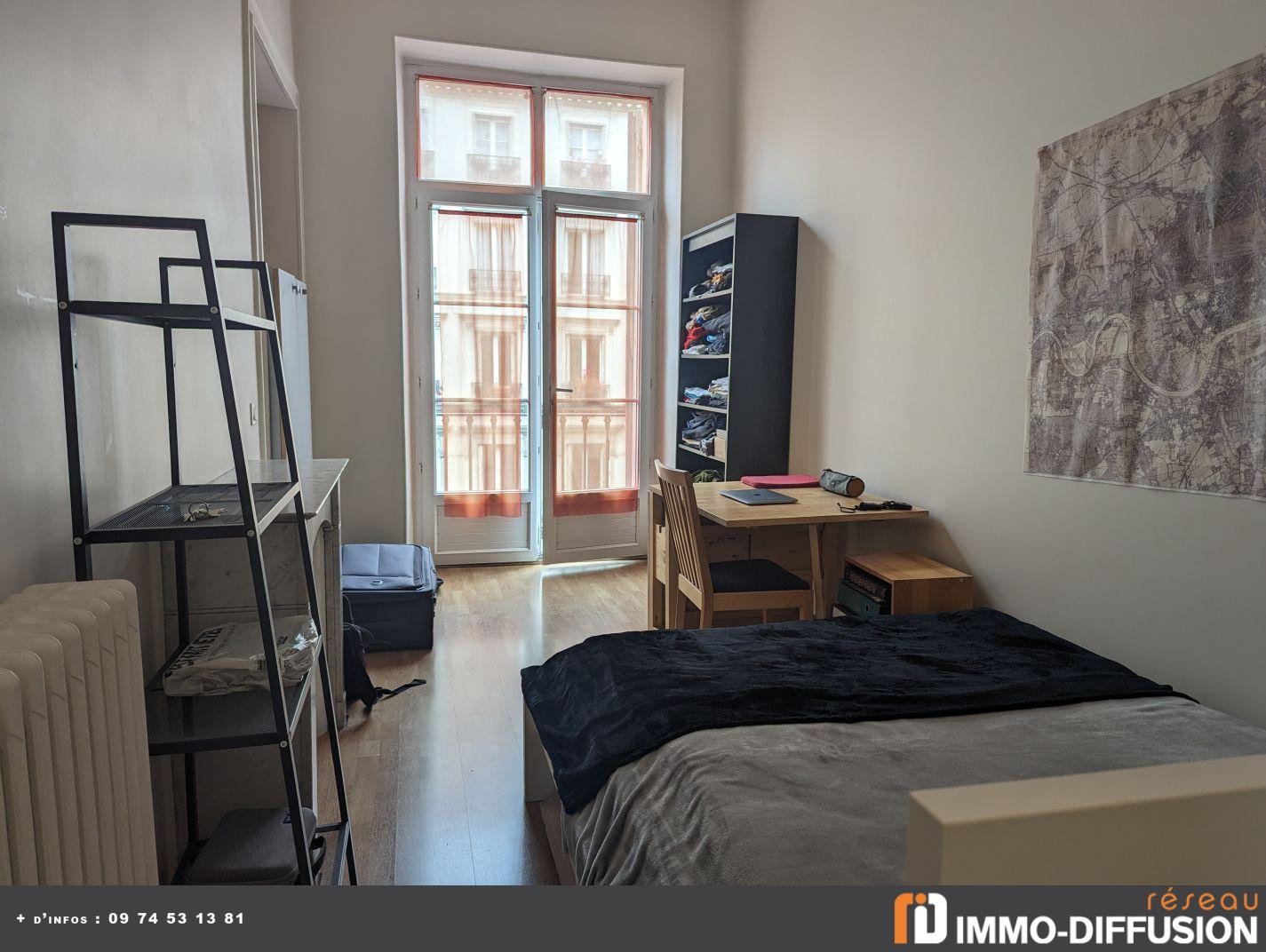 Vente Appartement à Paris Entrepôt 10e arrondissement 9 pièces