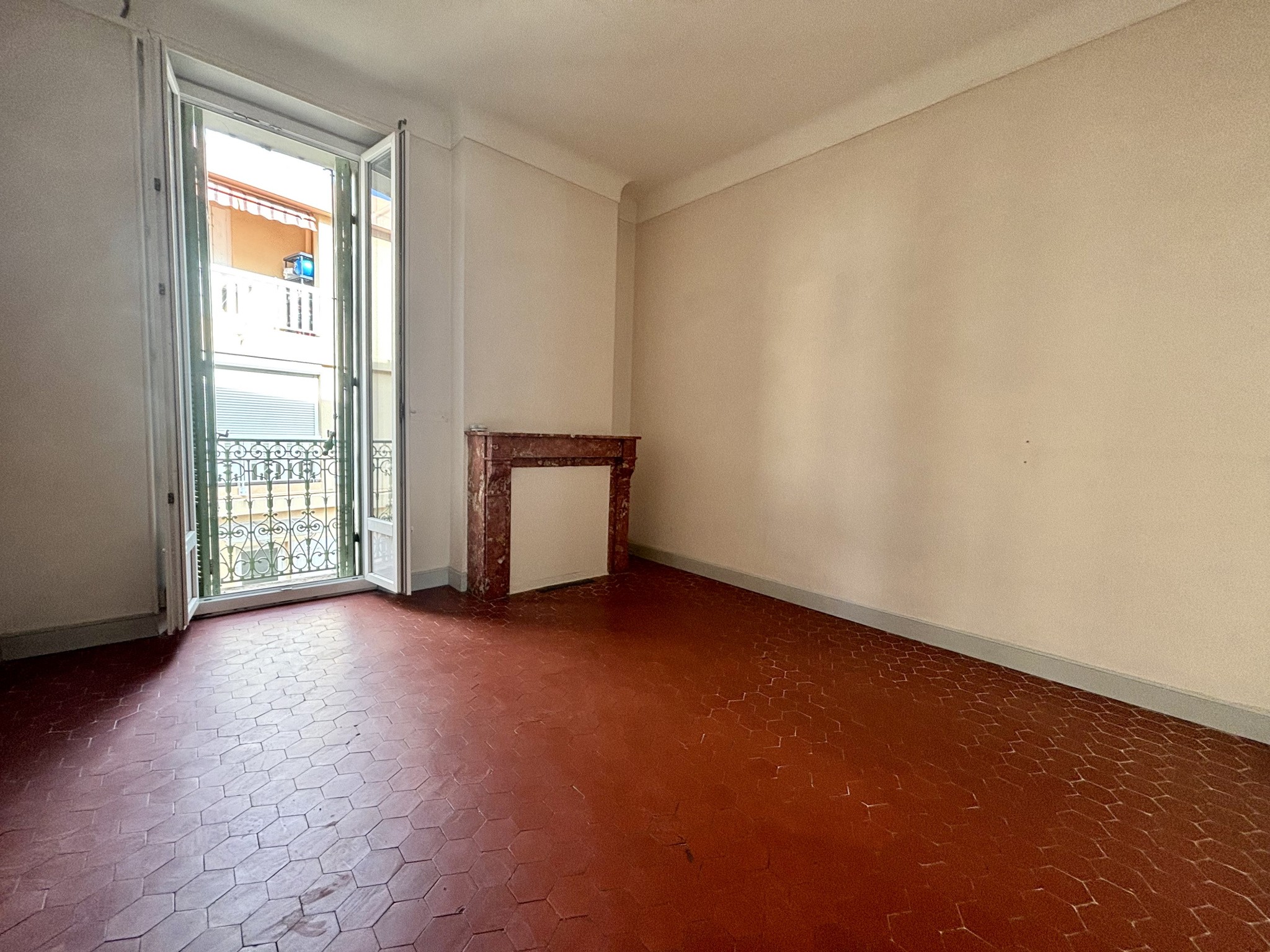 Vente Appartement à Saint-Cyr-sur-Mer 4 pièces