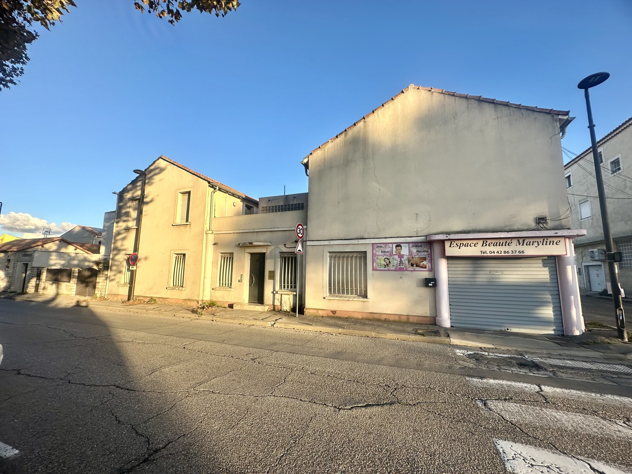 Vente Bureau / Commerce à Port-Saint-Louis-du-Rhône 0 pièce