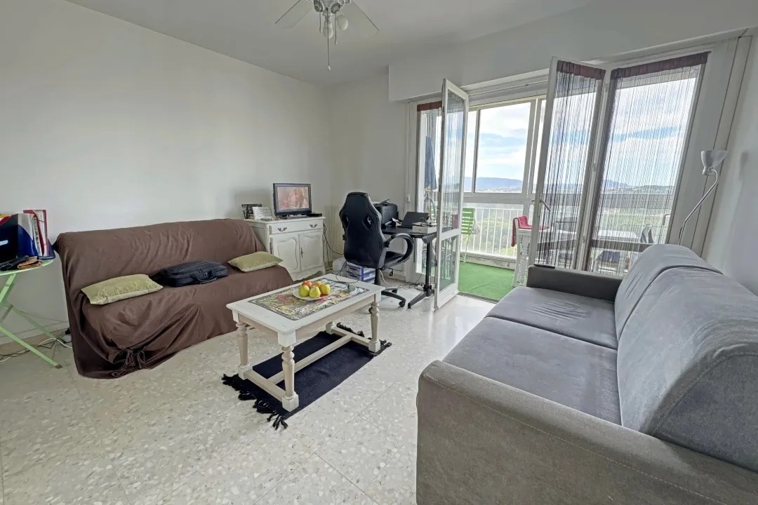 Vente Appartement à Saint-Raphaël 1 pièce