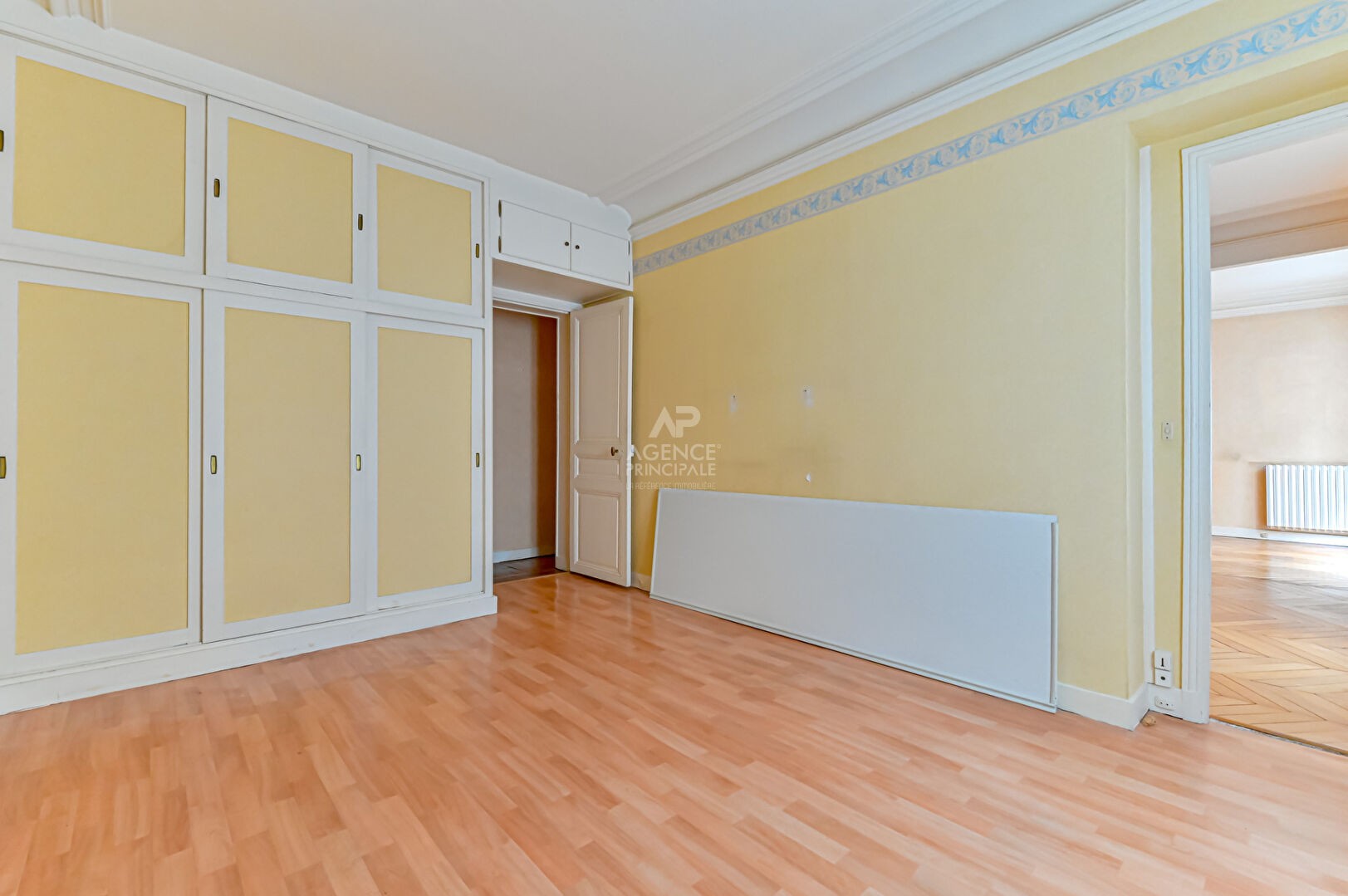 Vente Appartement à Paris Butte-Montmartre 18e arrondissement 4 pièces