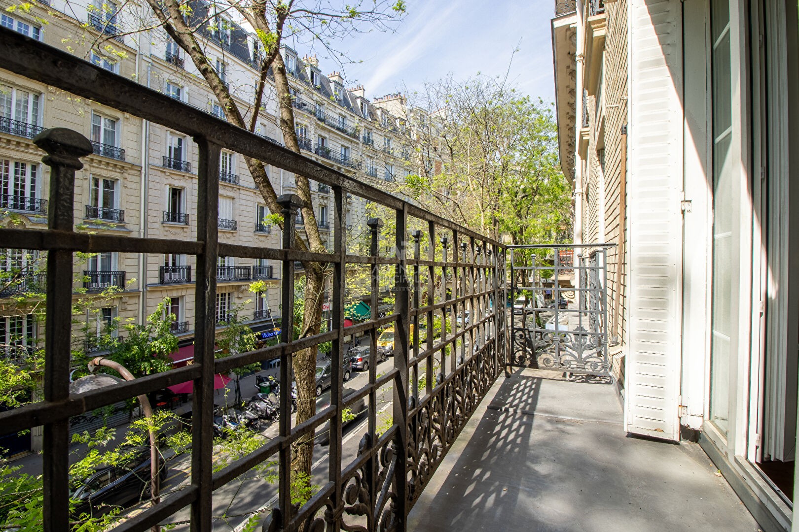 Vente Appartement à Paris Butte-Montmartre 18e arrondissement 3 pièces