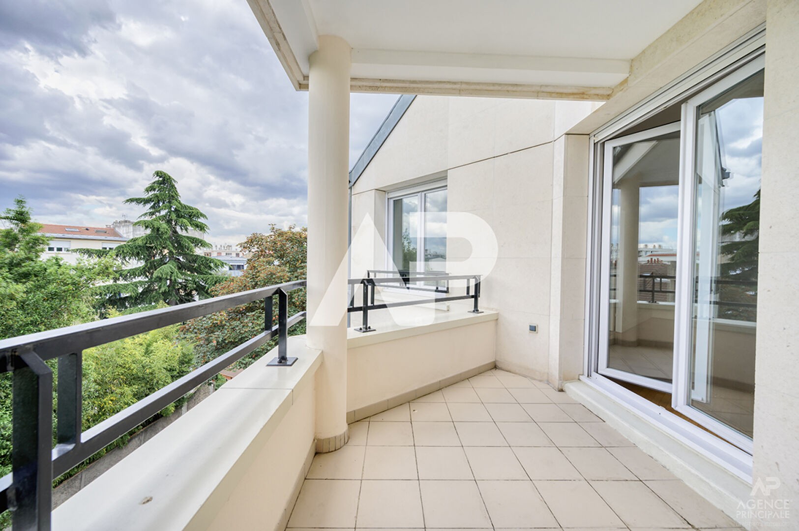 Vente Appartement à Suresnes 2 pièces