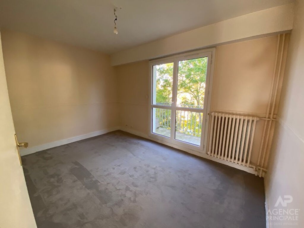 Location Appartement à Rueil-Malmaison 4 pièces