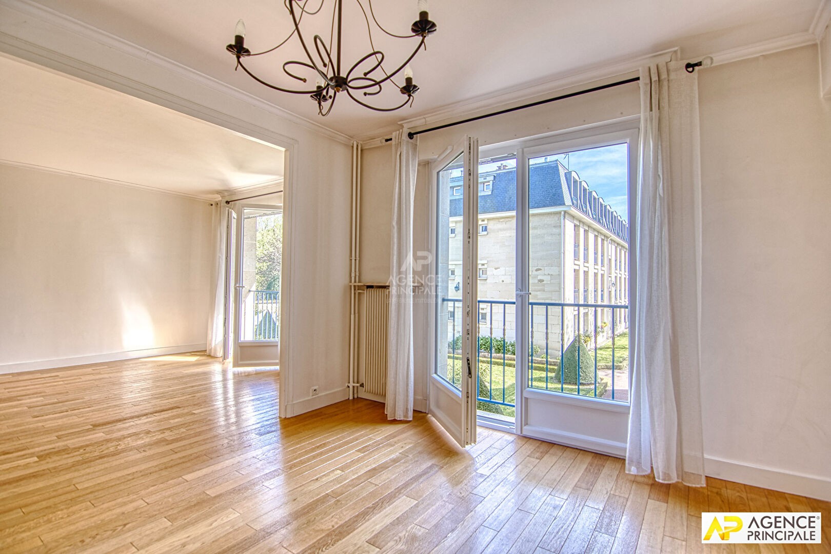 Vente Appartement à Versailles 7 pièces