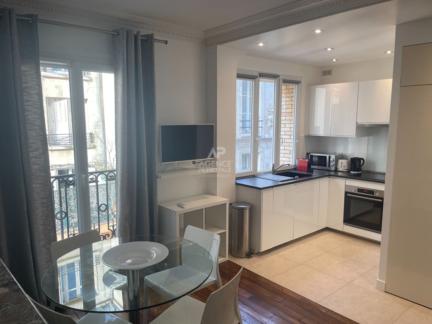 Location Appartement à Paris Passy 16e arrondissement 2 pièces