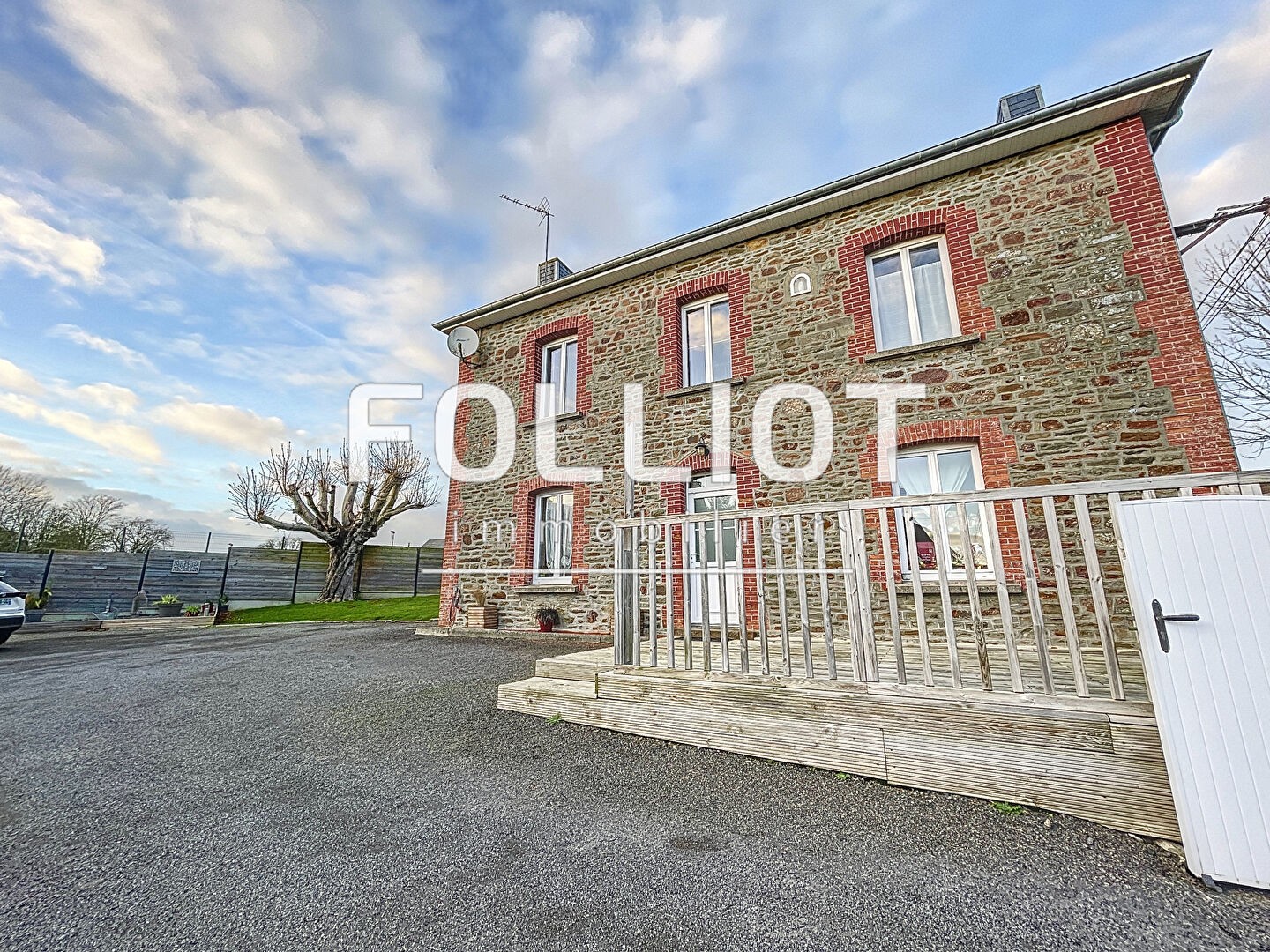 Vente Maison à Folligny 7 pièces