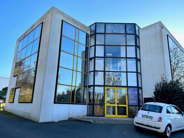 Location Garage / Parking à Quimper 5 pièces