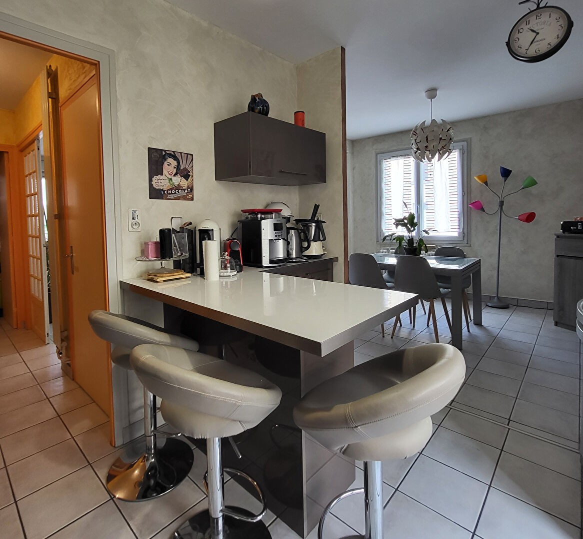 Vente Appartement à Lons-le-Saunier 4 pièces