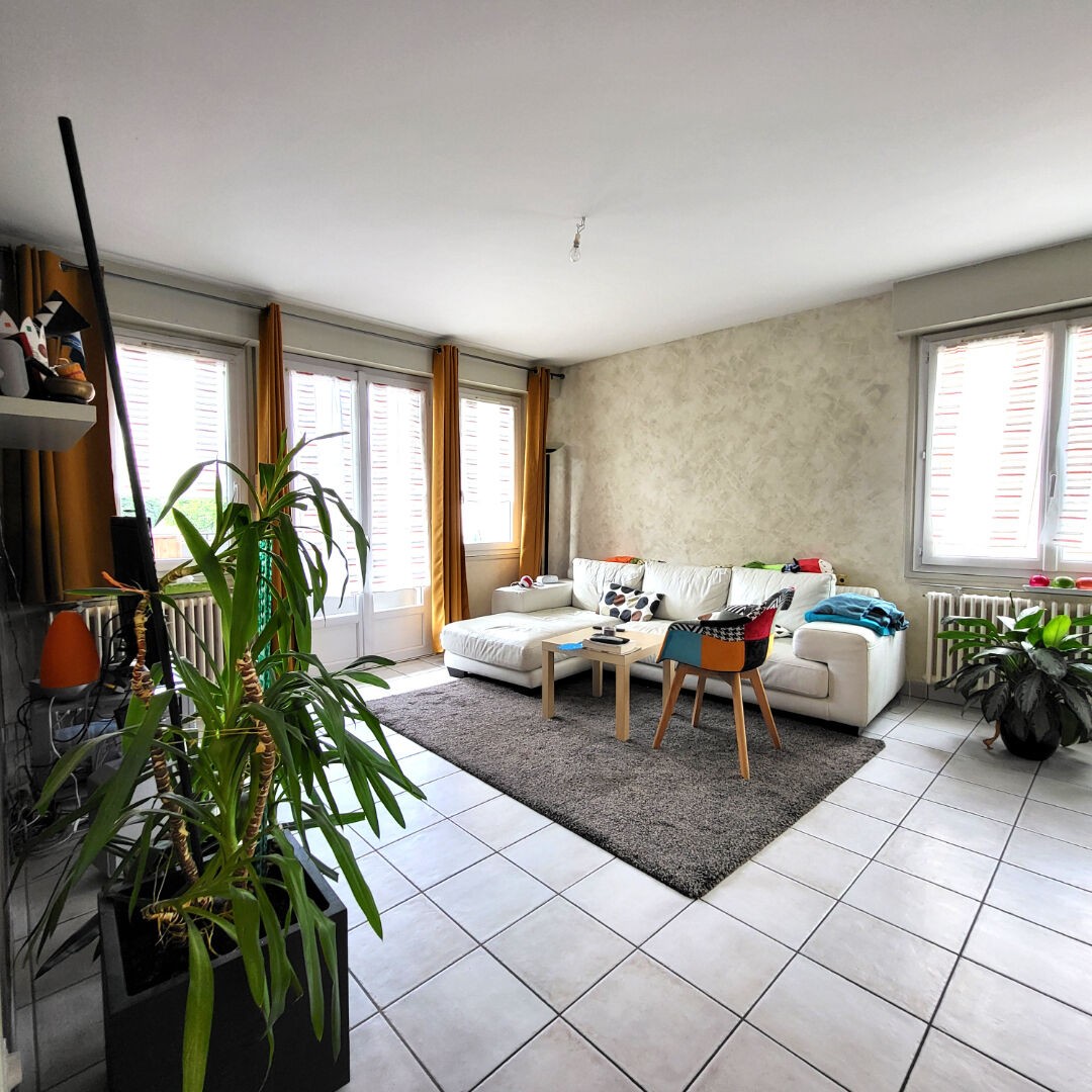 Vente Appartement à Lons-le-Saunier 4 pièces