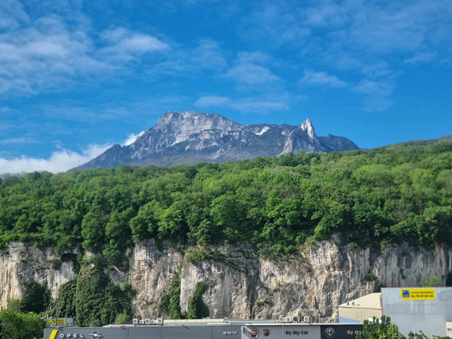 Vente Appartement à Fontaine 2 pièces