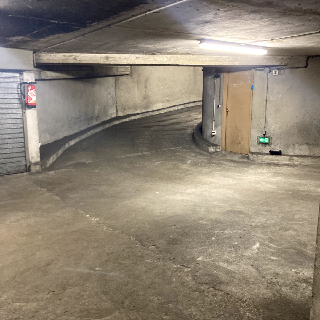 Vente Garage / Parking à Paris Ménilmontant 20e arrondissement 0 pièce