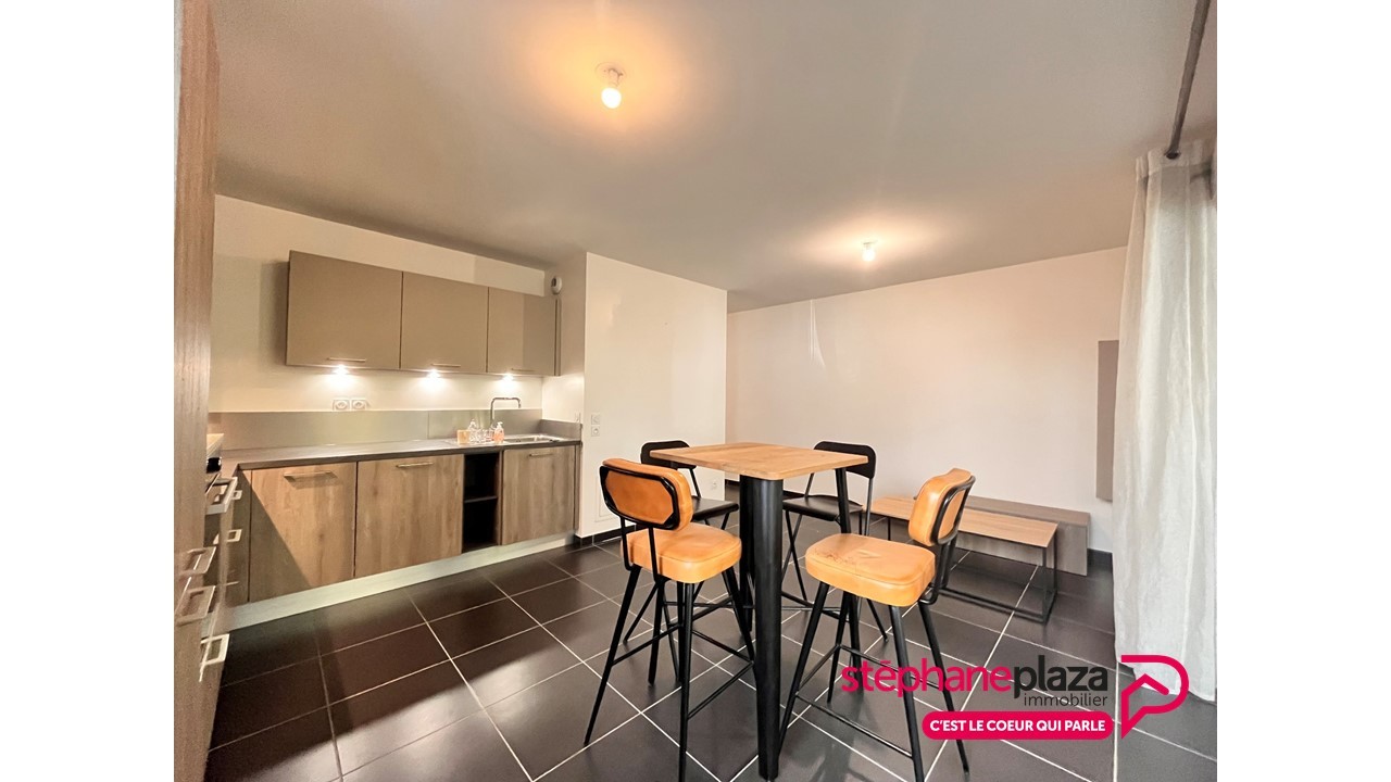 Vente Appartement à Lyon 8e arrondissement 3 pièces