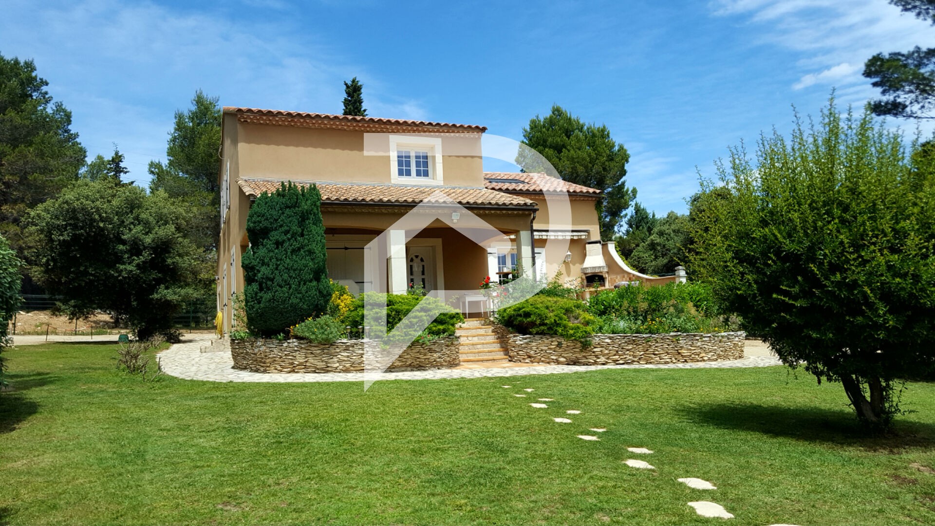 Vente Maison à Beaucaire 12 pièces