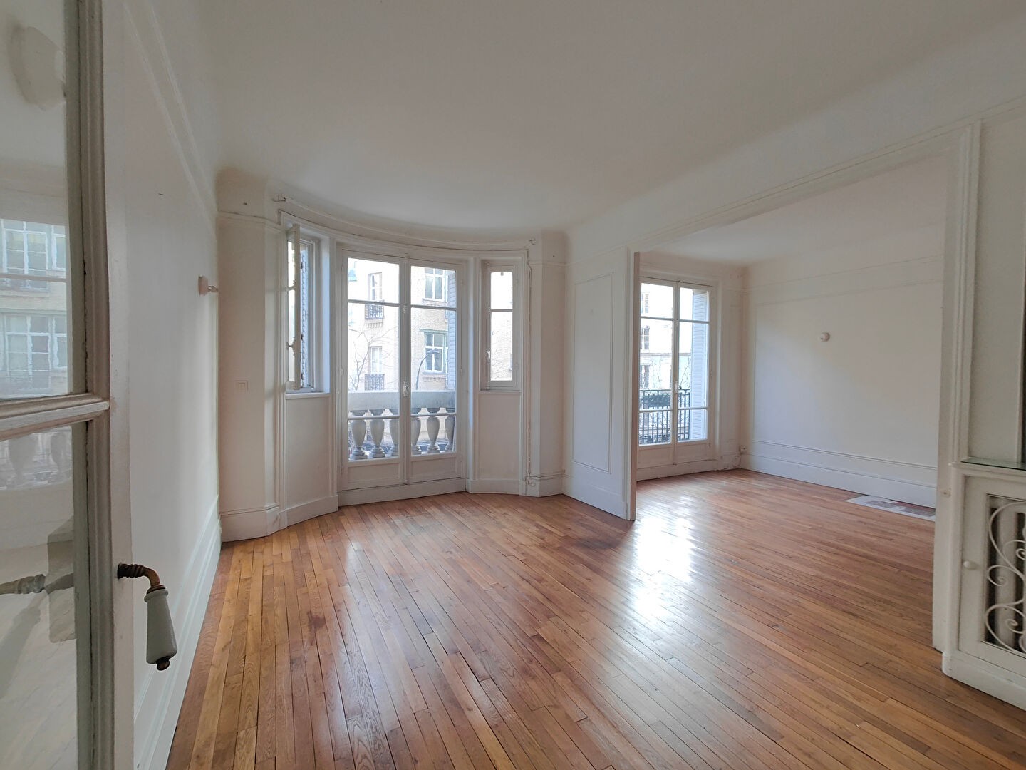 Vente Appartement à Paris Vaugirard 15e arrondissement 4 pièces