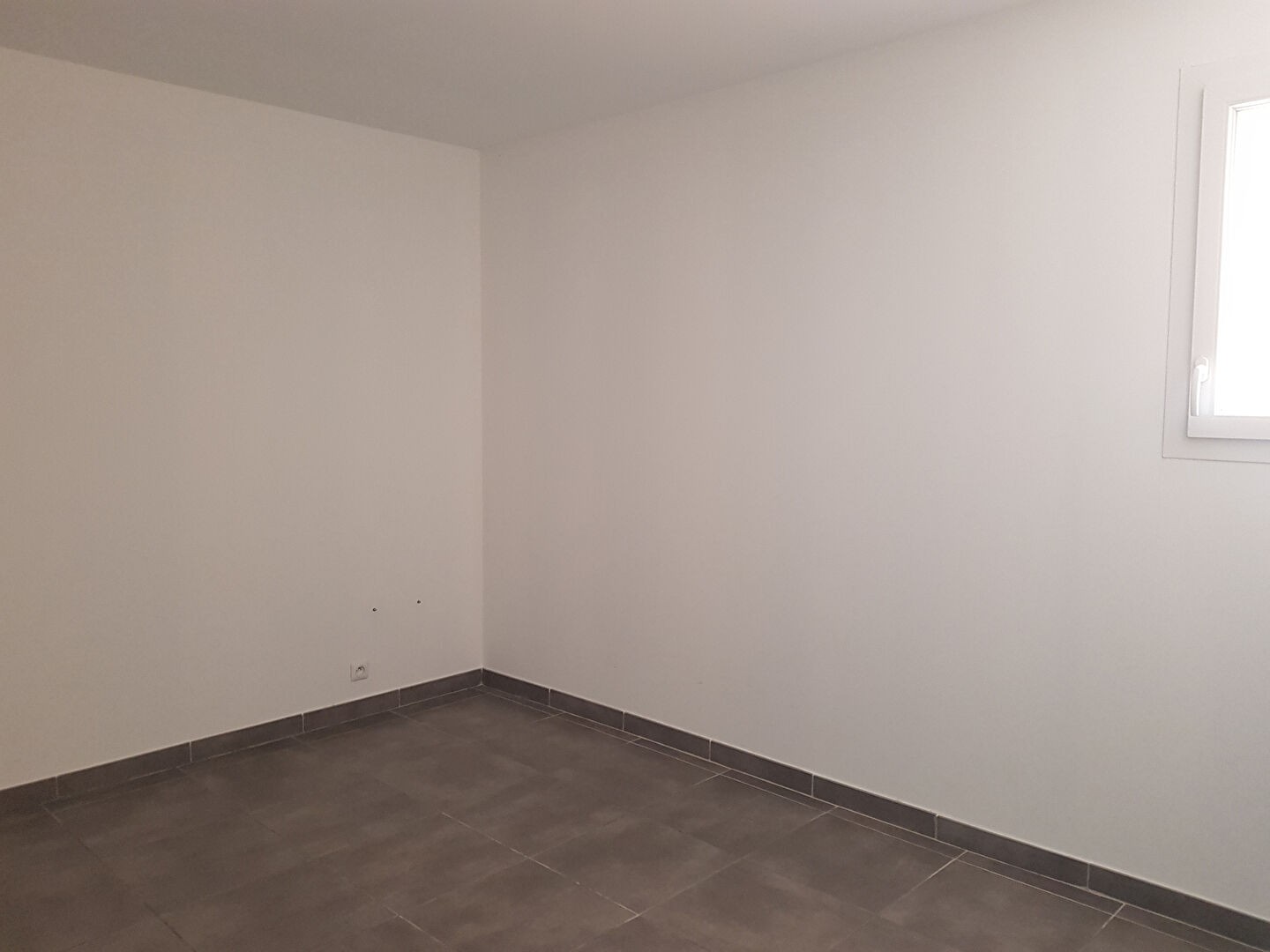 Location Appartement à le Luc 4 pièces