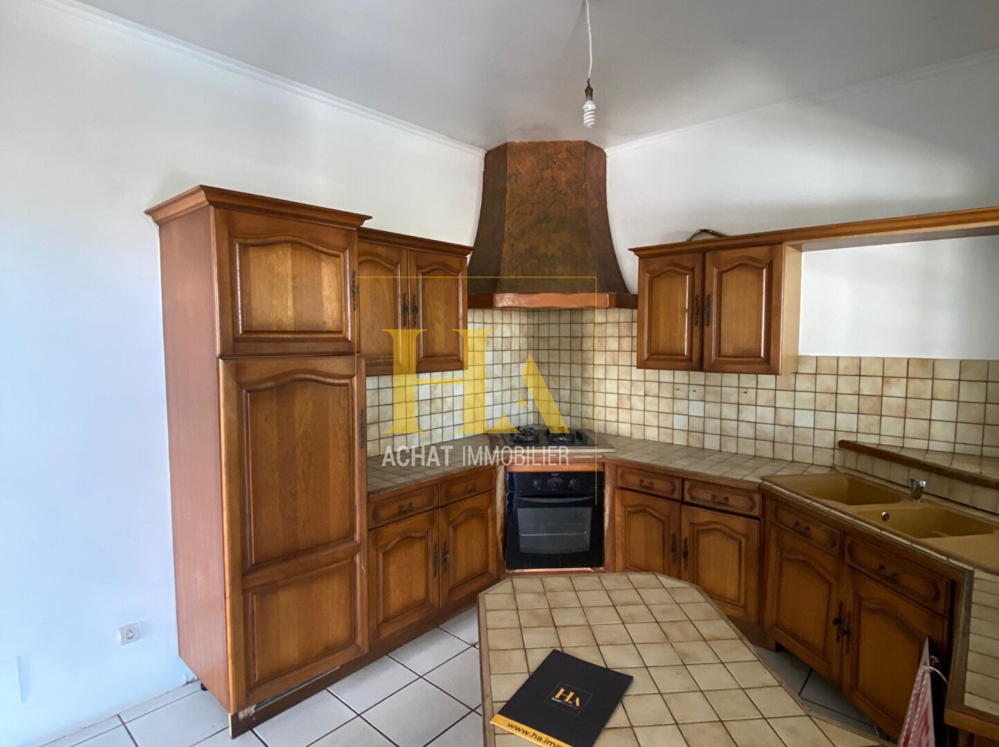 Vente Maison à Saint-Benoît 11 pièces