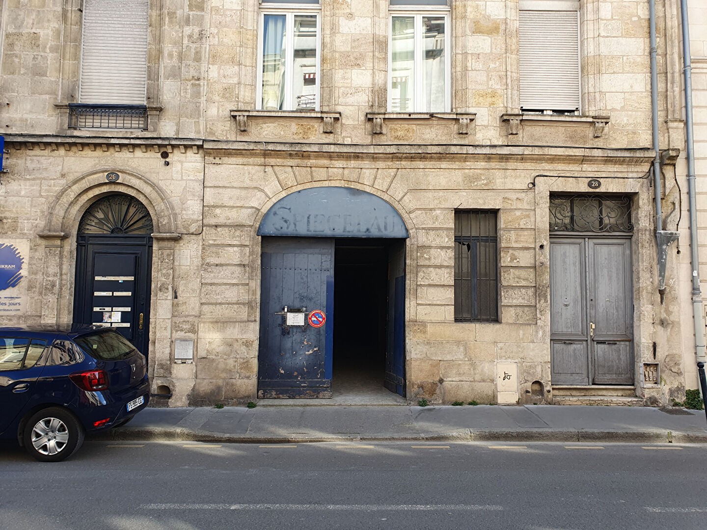 Location Garage / Parking à Bordeaux 4 pièces