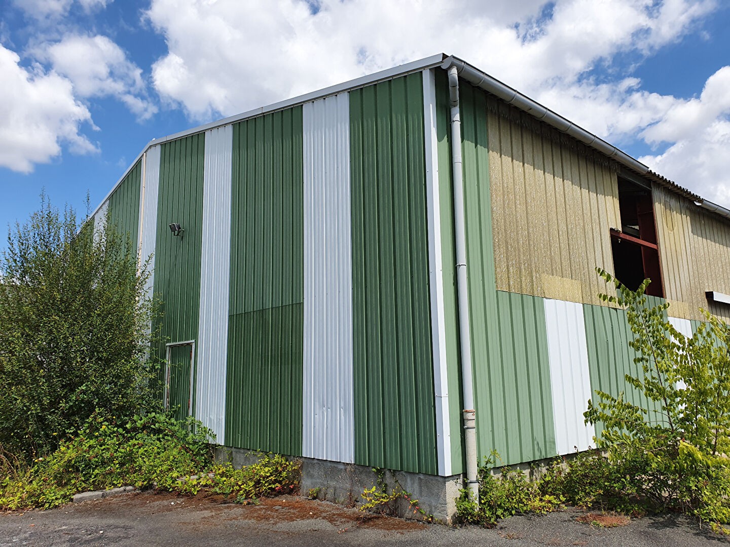 Vente Garage / Parking à Coutras 0 pièce