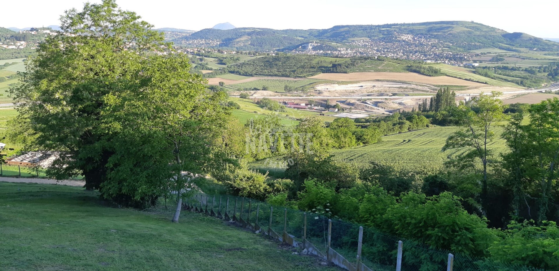 Vente Terrain à Veyre-Monton 0 pièce