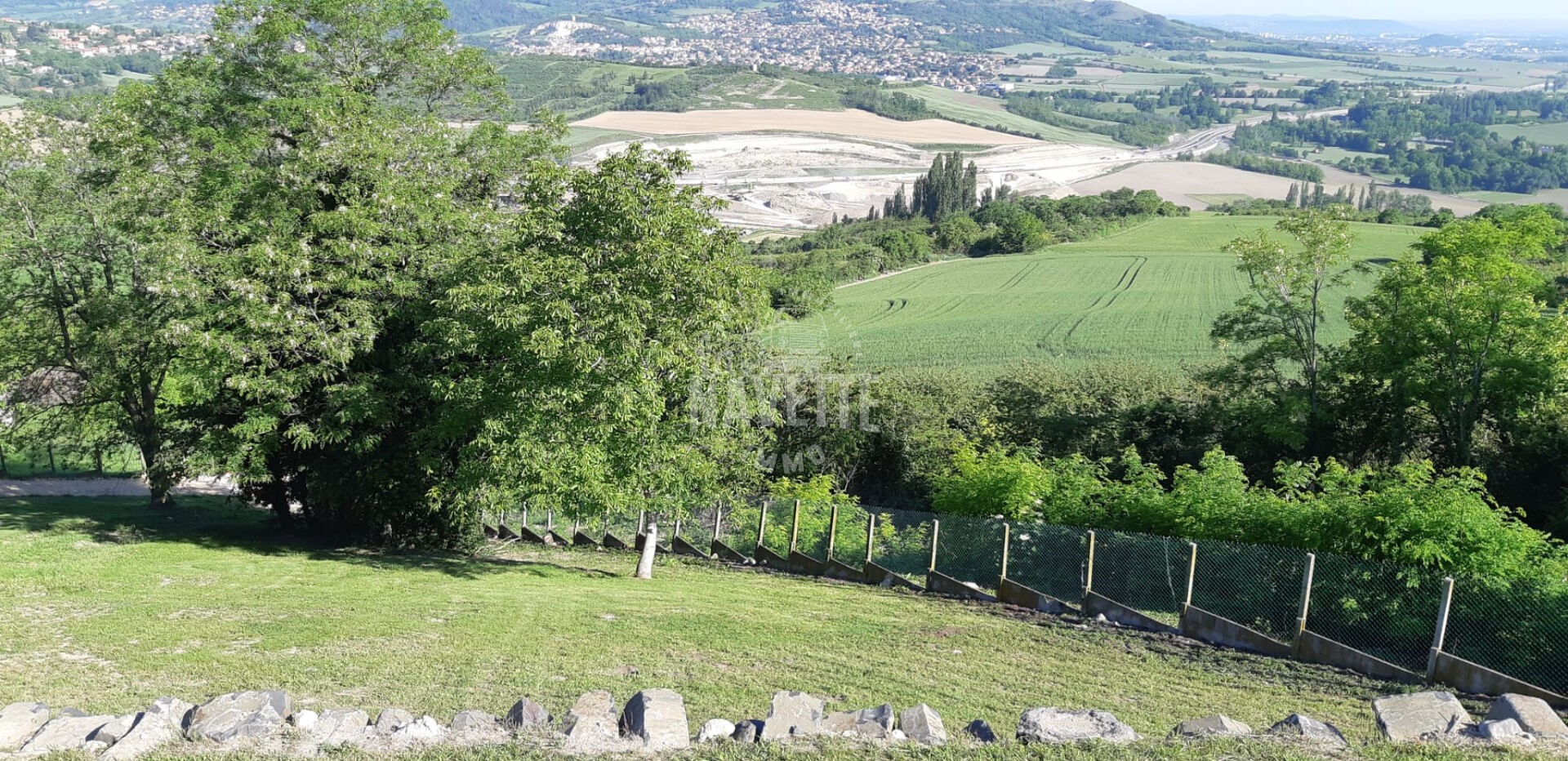 Vente Terrain à Veyre-Monton 0 pièce