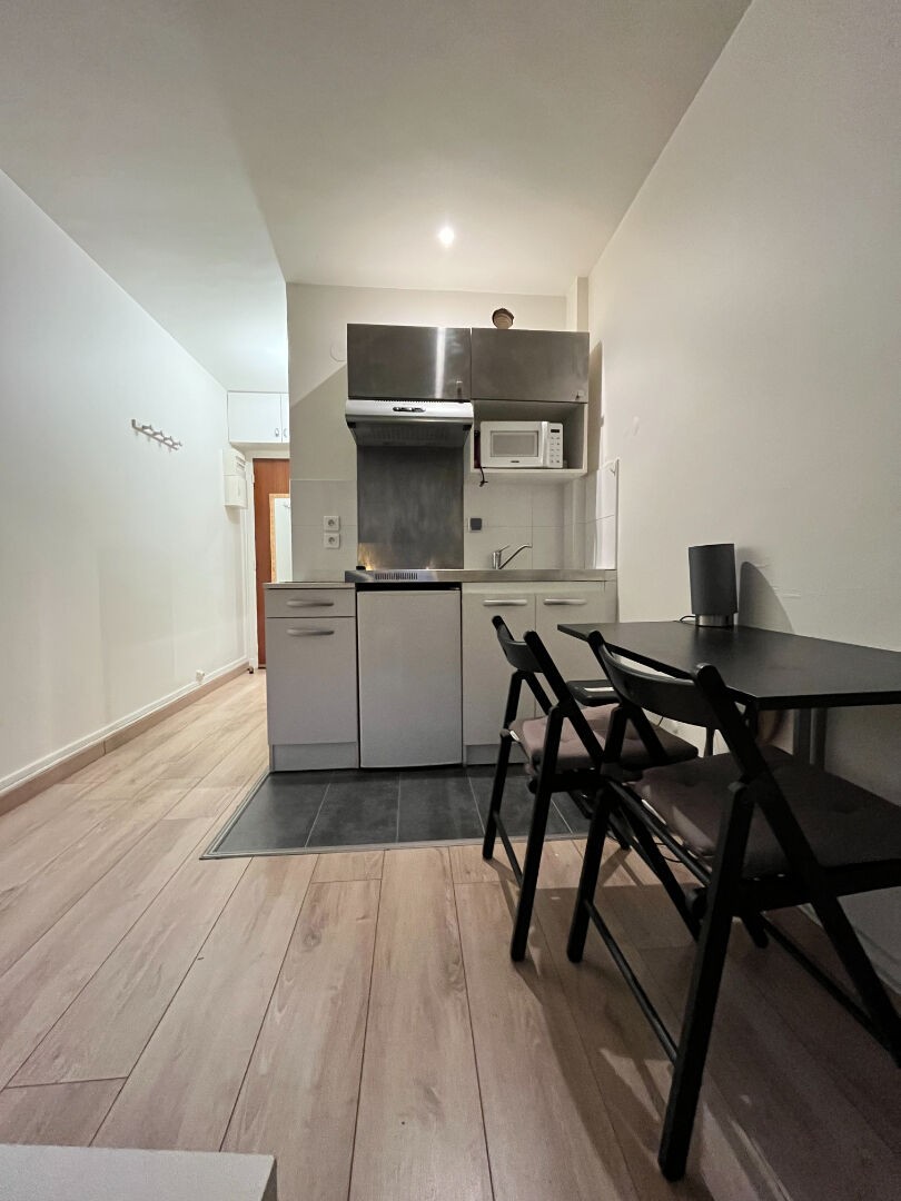 Vente Appartement à Paris Élysée  8e arrondissement 1 pièce