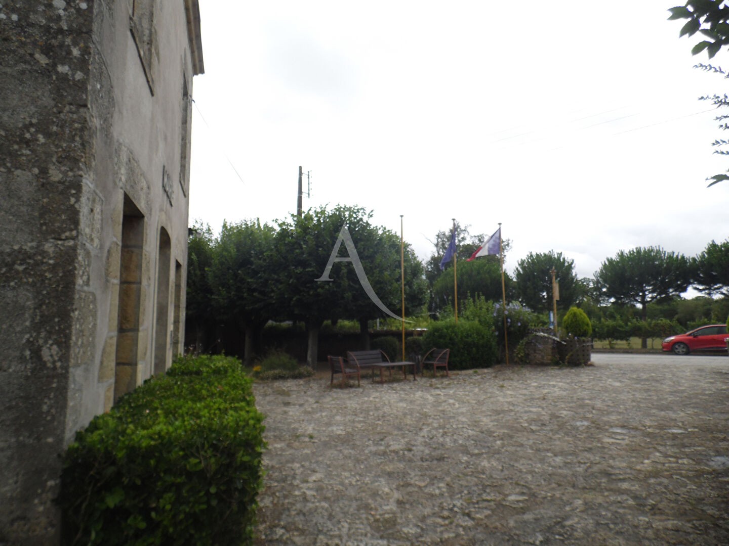 Location Garage / Parking à Aubigné-sur-Layon 0 pièce