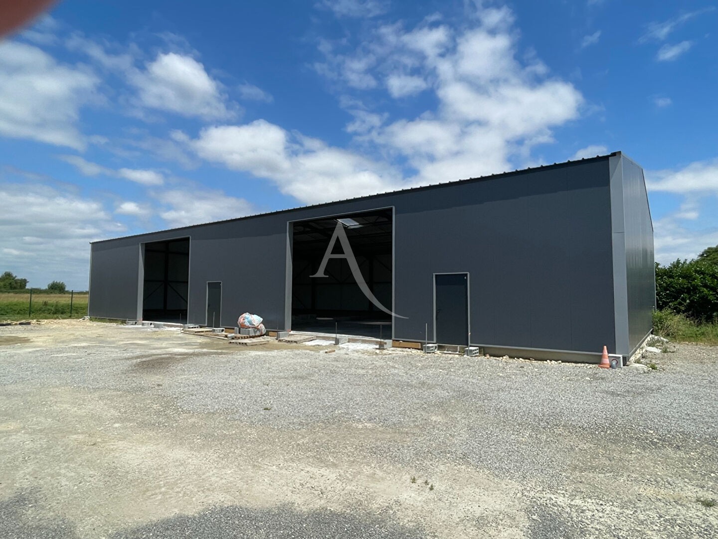 Location Garage / Parking à Saint-Christophe 0 pièce