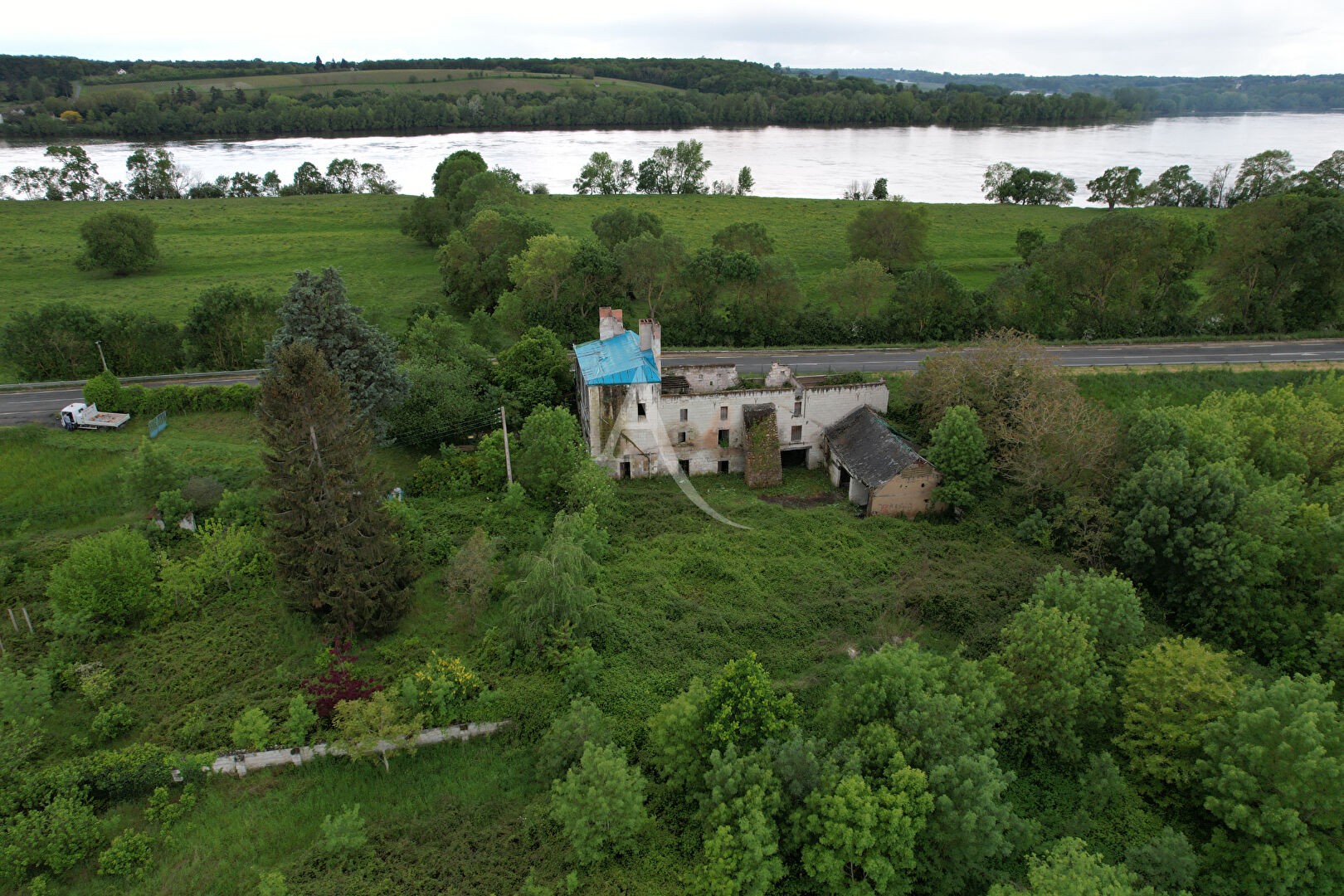 Vente Maison à la Ménitré 12 pièces