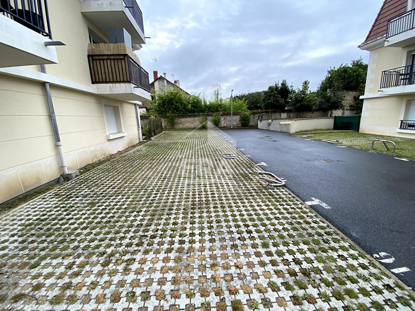 Vente Garage / Parking à Saint-Fargeau-Ponthierry 0 pièce