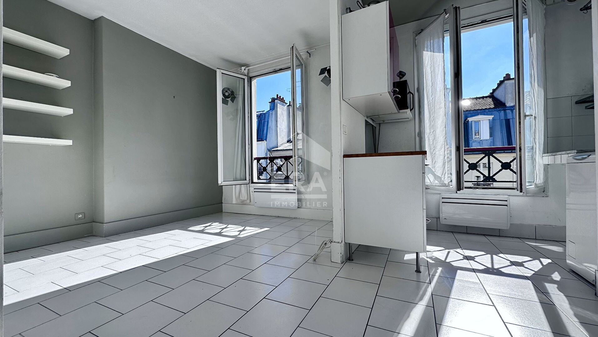 Vente Appartement à Paris Entrepôt 10e arrondissement 2 pièces