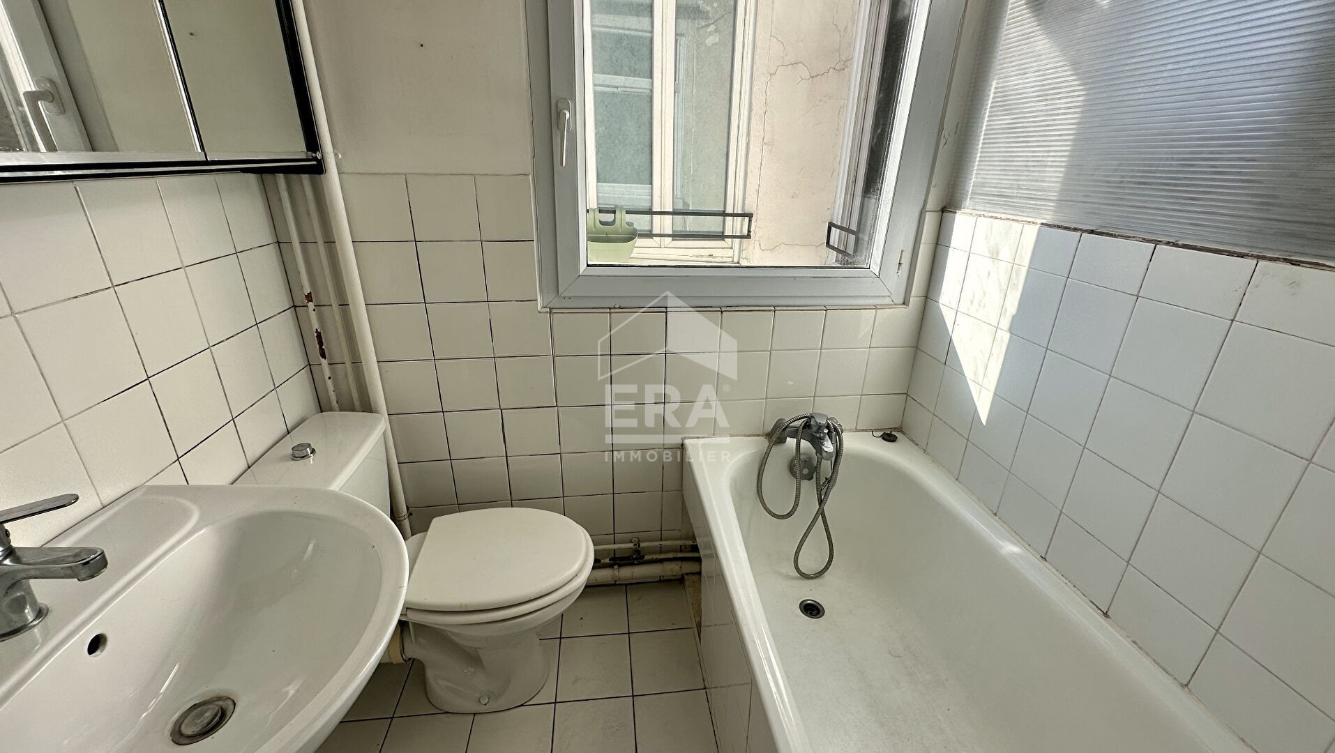 Vente Appartement à Paris Entrepôt 10e arrondissement 2 pièces