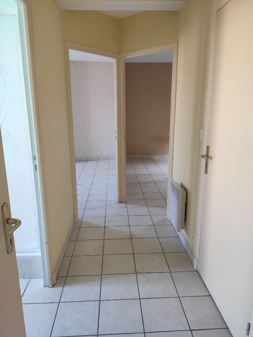 Location Appartement à Cinq-Mars-la-Pile 3 pièces