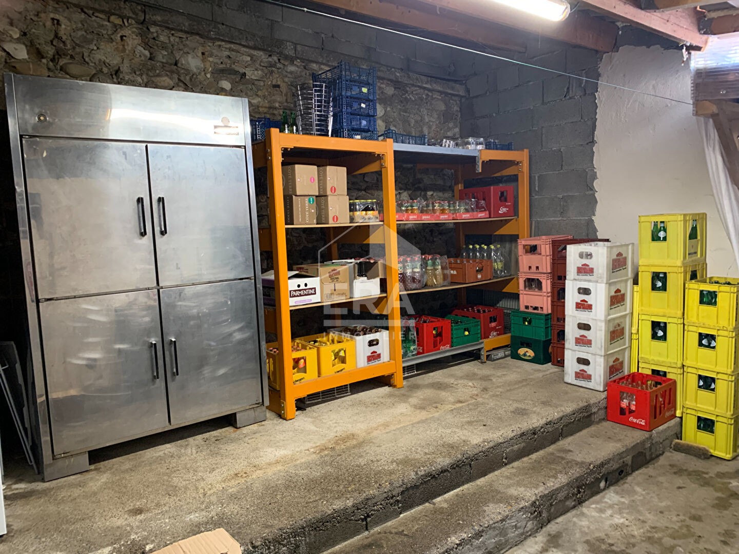 Vente Bureau / Commerce à Volonne 4 pièces