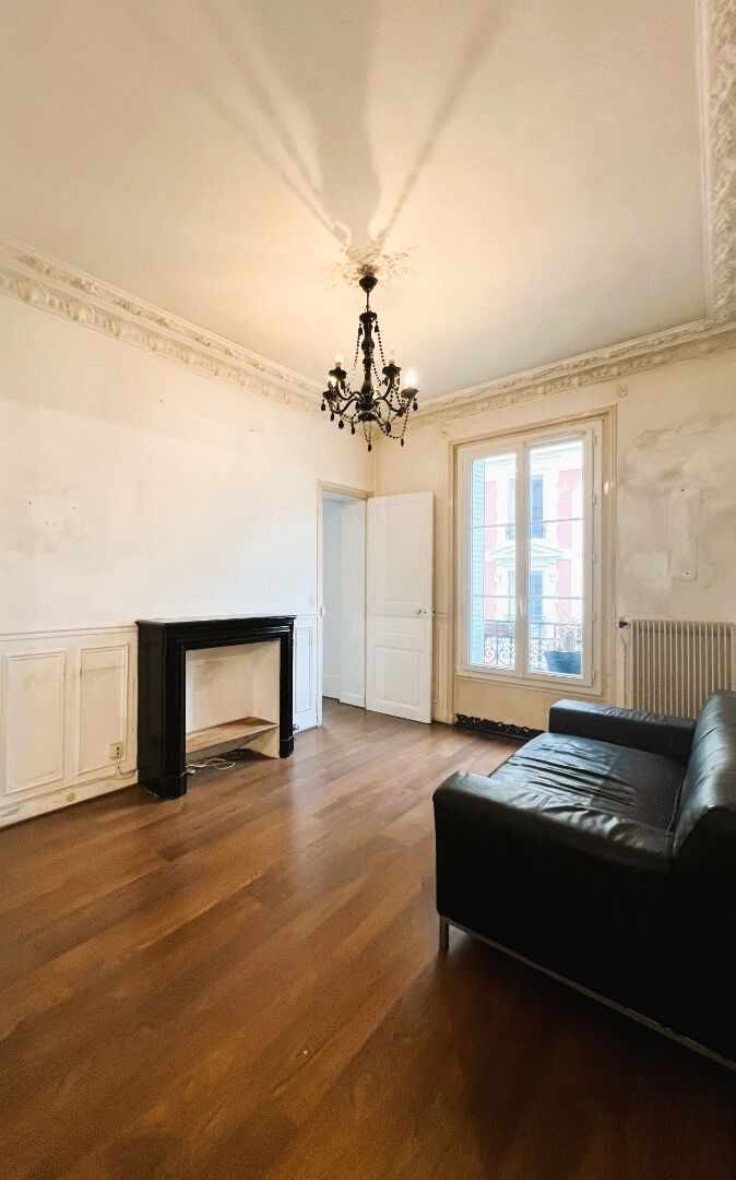 Vente Appartement à Paris Vaugirard 15e arrondissement 3 pièces