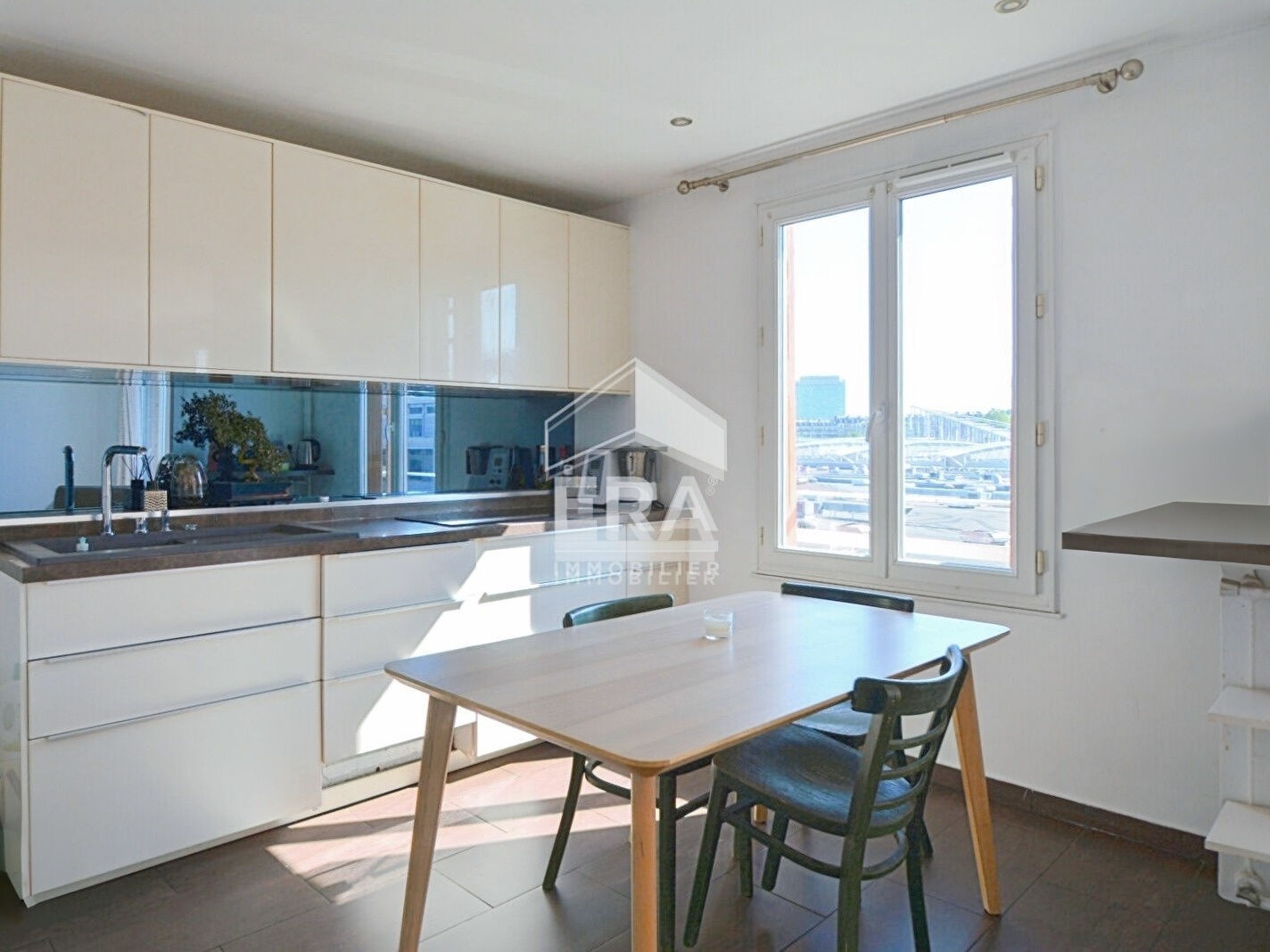 Vente Appartement à Issy-les-Moulineaux 4 pièces