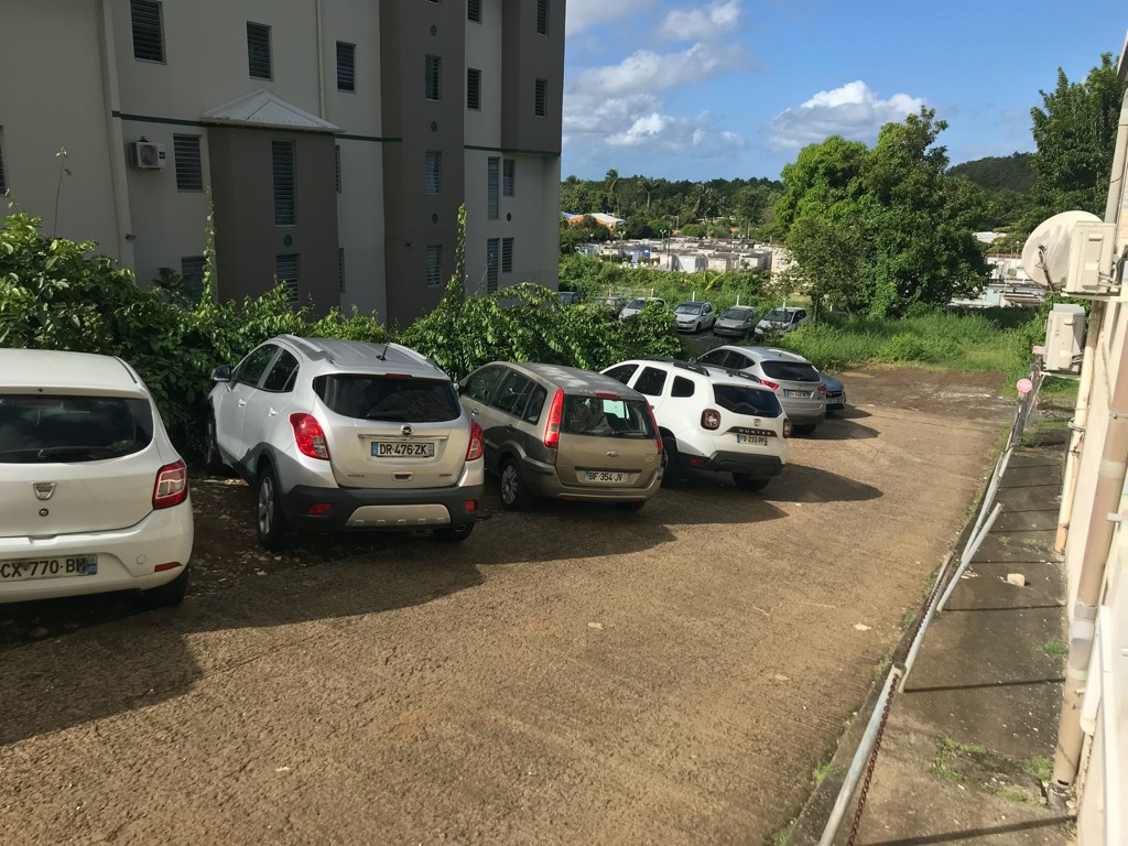 Vente Garage / Parking à le Lamentin 0 pièce