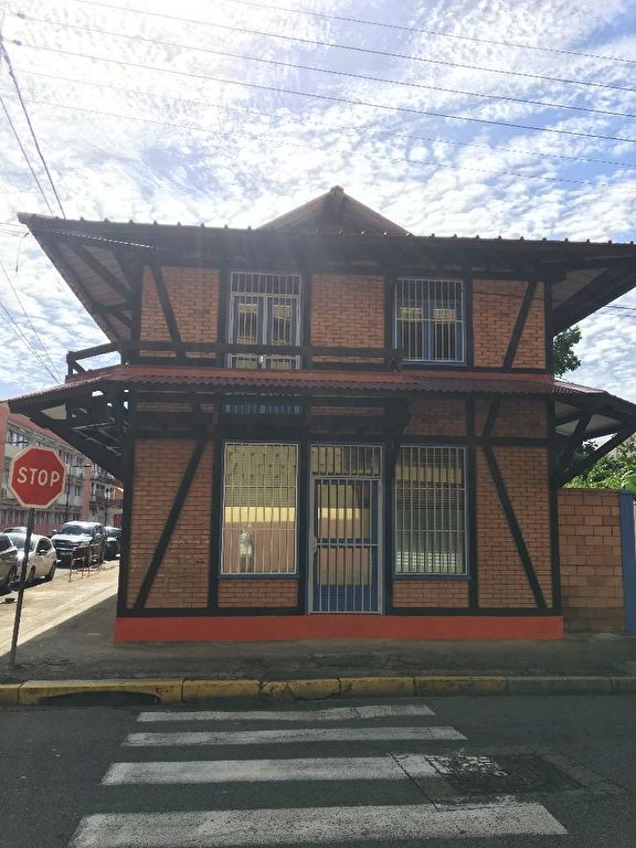 Location Garage / Parking à Cayenne 0 pièce