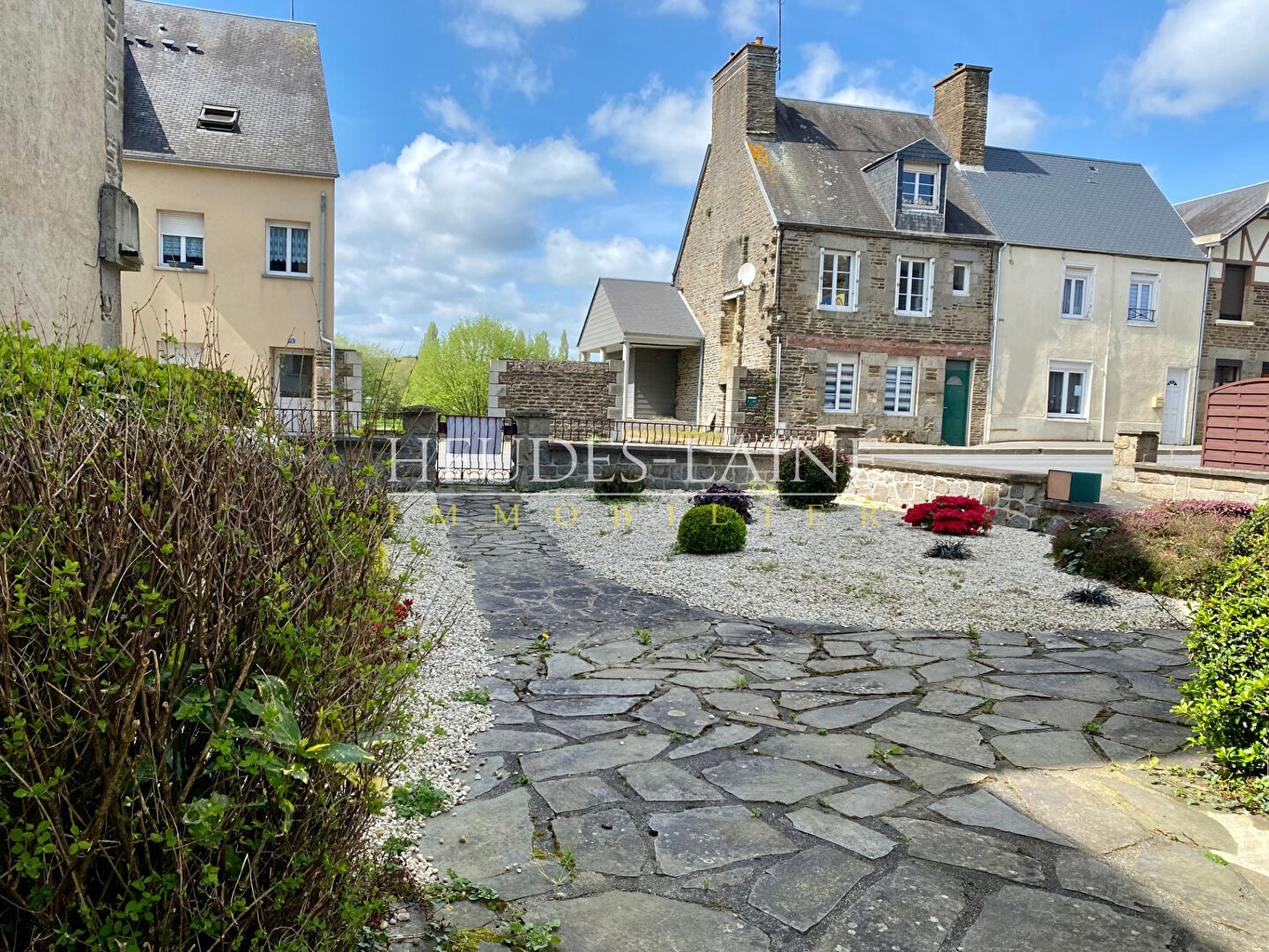 Vente Maison à Saint-Hilaire-du-Harcouët 4 pièces