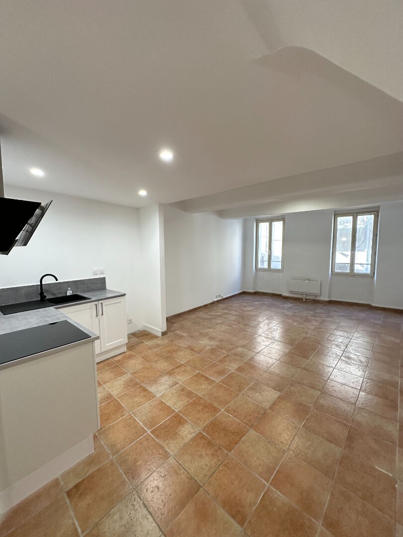 Location Appartement à le Luc 3 pièces